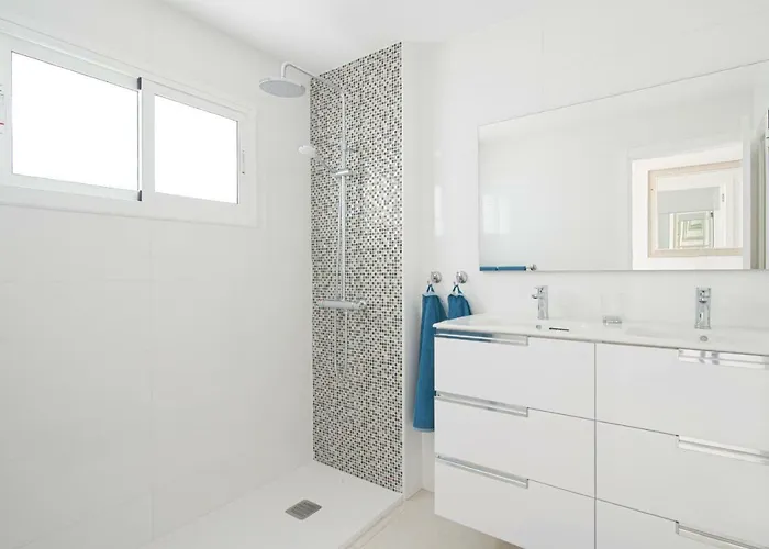 Tropical Treat Playa del Inglés